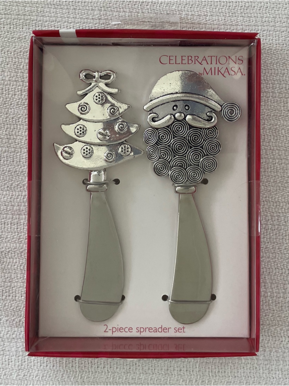 NEW IN BOX Mikasa 2 Pc Christmas Cheese/Dip Spreader Set Santa & Christmas Tree